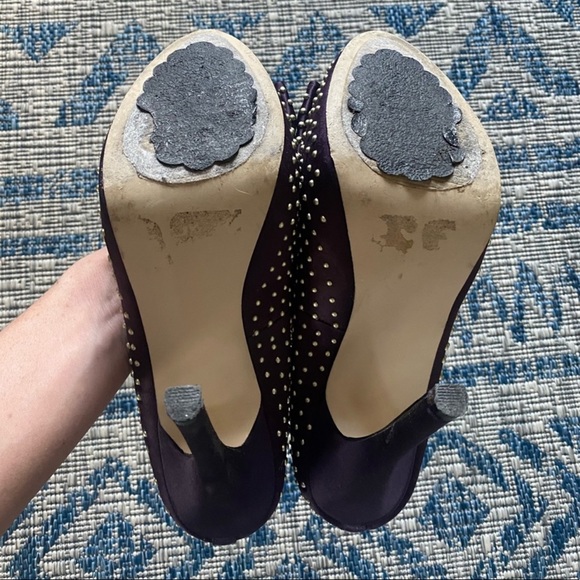 Purple pin-up style shoe with studding detail and bow - Picture 3 of 5